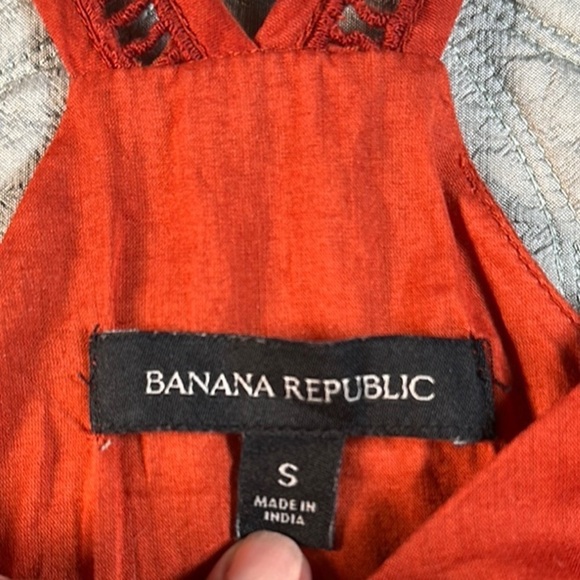 Banana Republic Red Orange Cropped Embellished Camisole - Picture 2 of 8